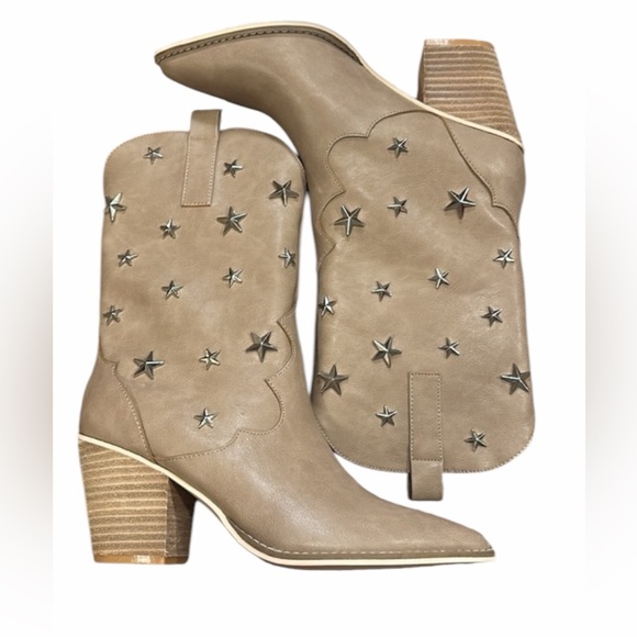 Ccocci Star Studded Western Booties Size 7 Taupe Pull On Pointed Toe Block Heel - Picture 6 of 13